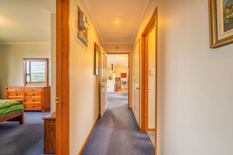 37 Burgess Street Green Island_12