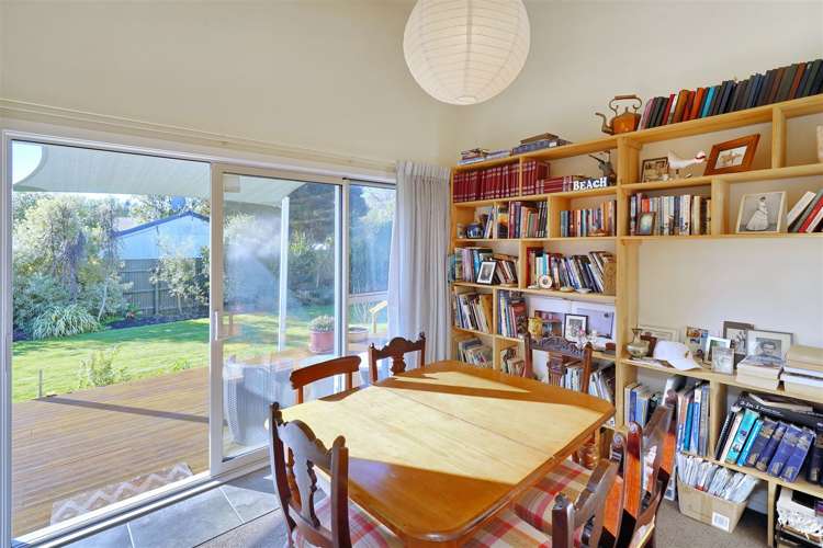 16 Ferry Road Woodend_9