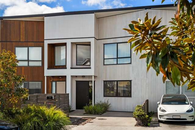 Vibrant Hobsonville Point Destination!