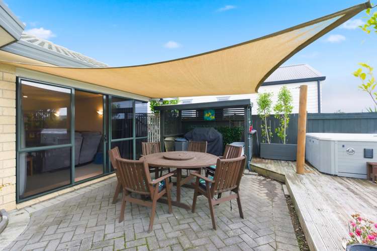 35 Ocean Crest Papamoa_17