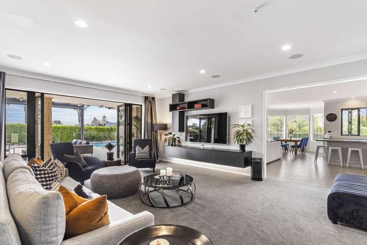 81 Whitford Park Road Whitford_13