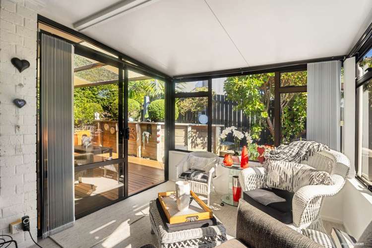 2/9 Carlton Street Hillsborough_9