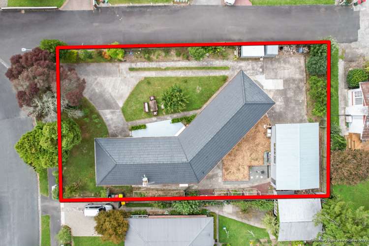 1 Patricia Avenue Hamilton East_23