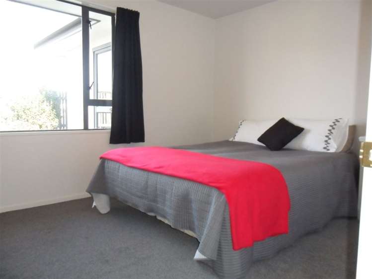 3 Falcon Drive Allenton_14