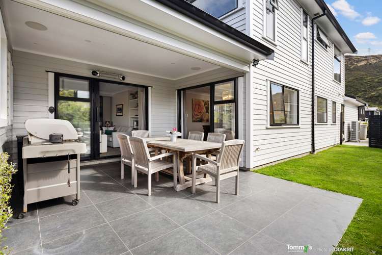 15 Riroriro Close Crofton Downs_6