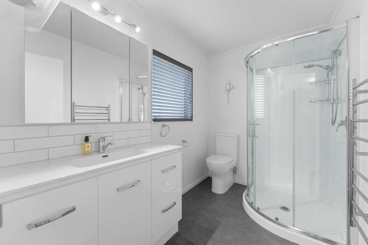 21 Stanley Street Wharewaka_32