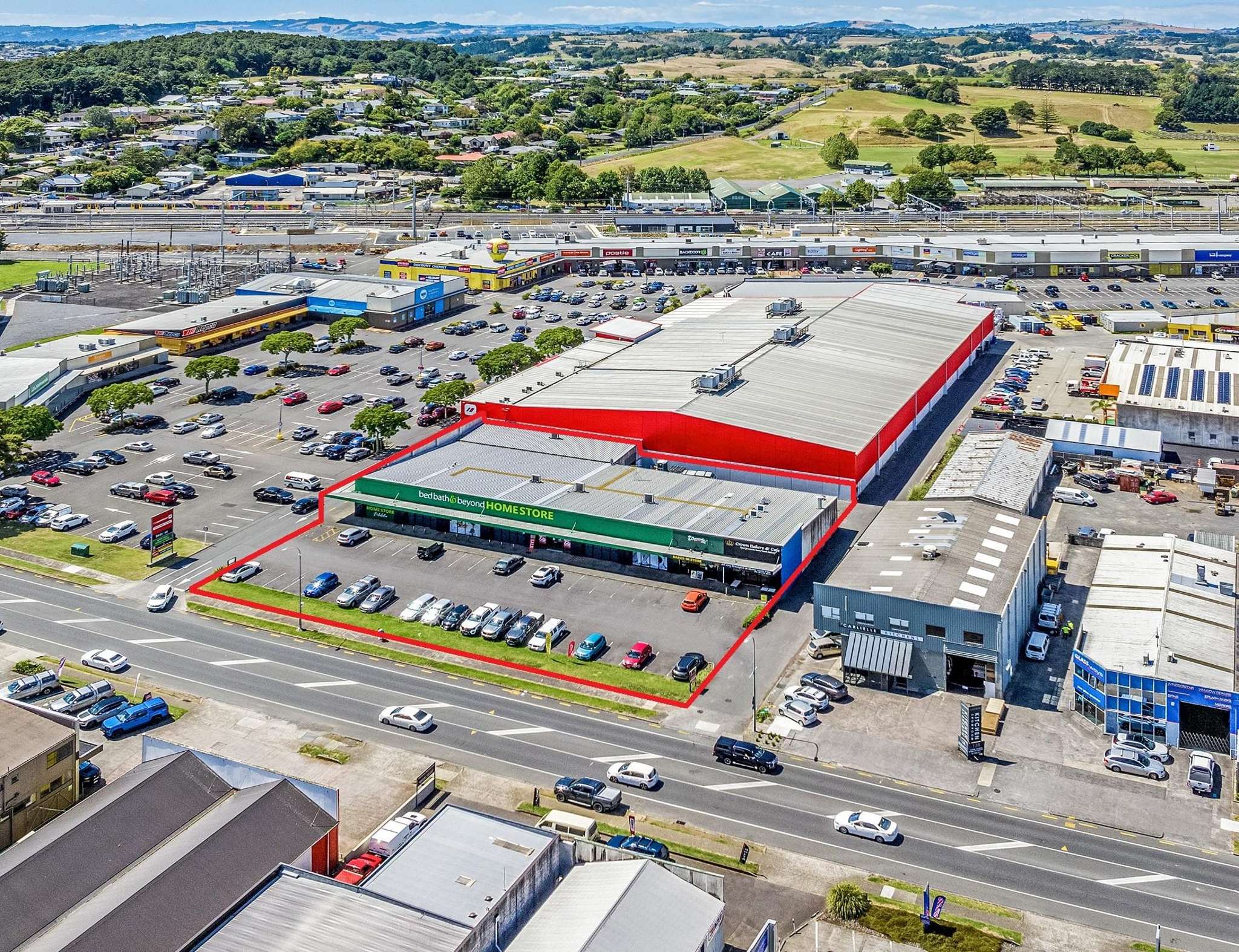 Bedding store site gets investors dreaming