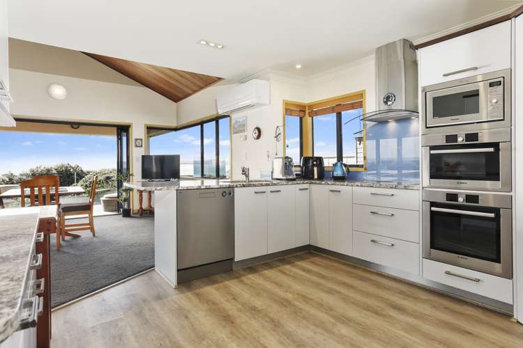 47 Pohutukawa Road Beachlands_7