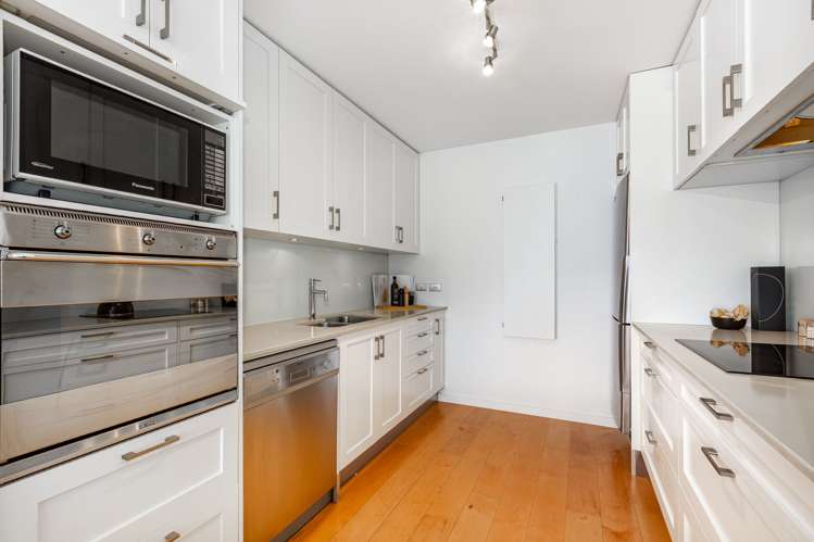 6/74 Oriental Parade Oriental Bay_13