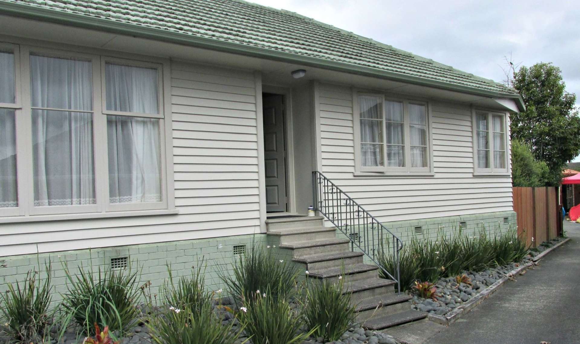 7 Mackenzie Street Te Atatu South_0
