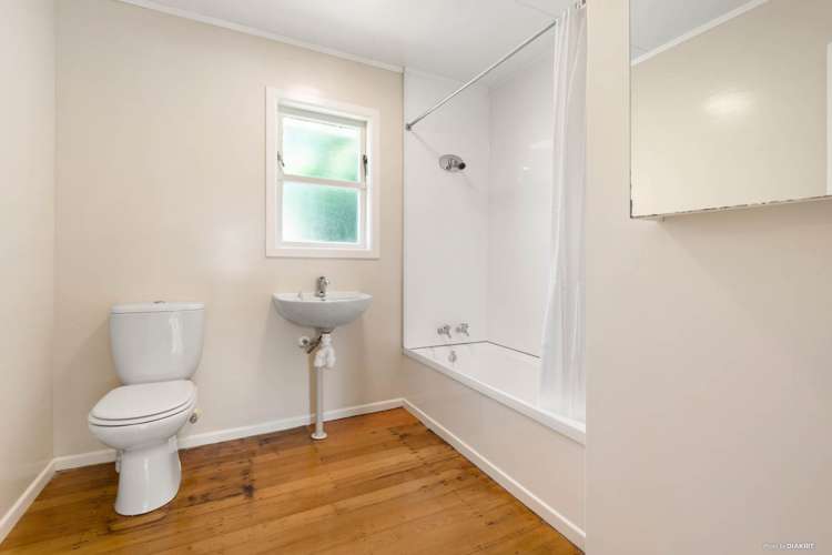 72a Kervil Avenue Te Atatu Peninsula_11
