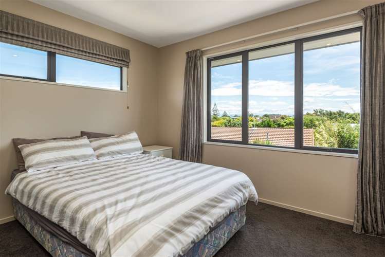 111a Rocking Horse Road Southshore_13