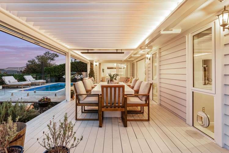 24 Woodridge Drive Stanmore Bay_1