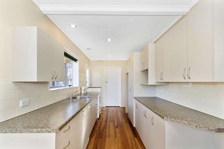 26 Sutton Crescent Papakura_8