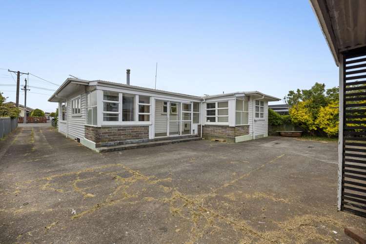 37 Disraeli Street Hawera_0