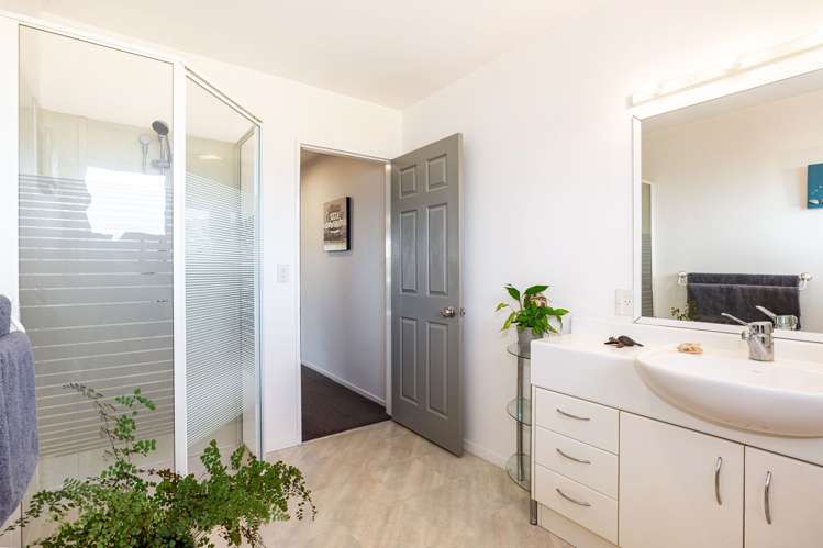 56 Molyneux Close Whitby_23