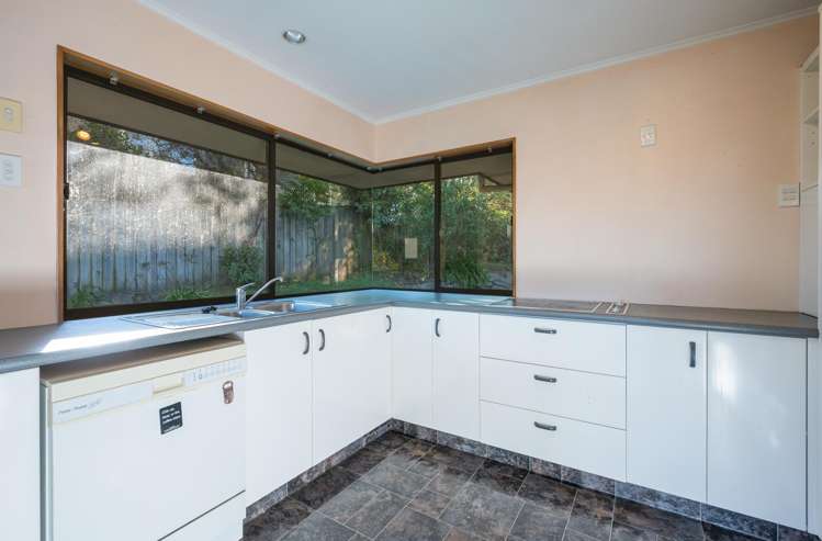 70 Olympus Way Richmond_9