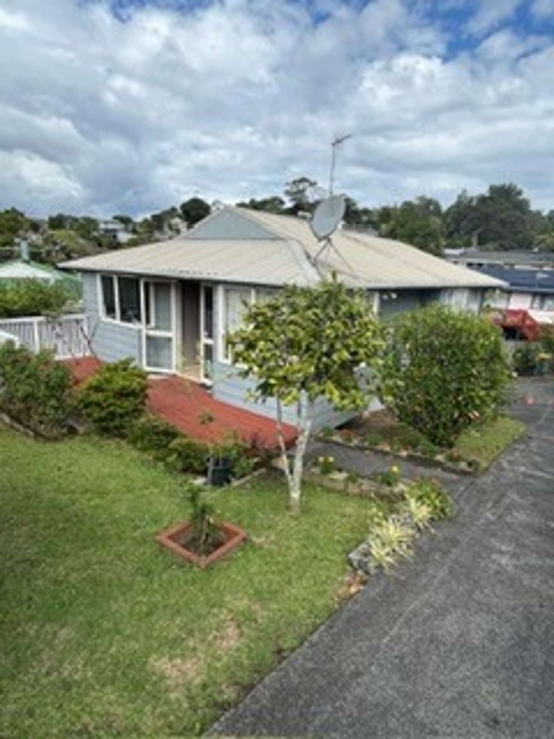 62 Maywood Crescent Glen Eden_0