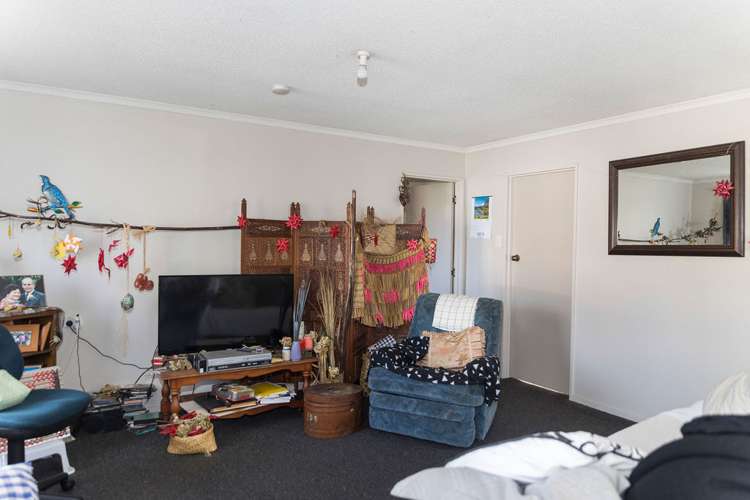 14 McCallum Street Dannevirke_5