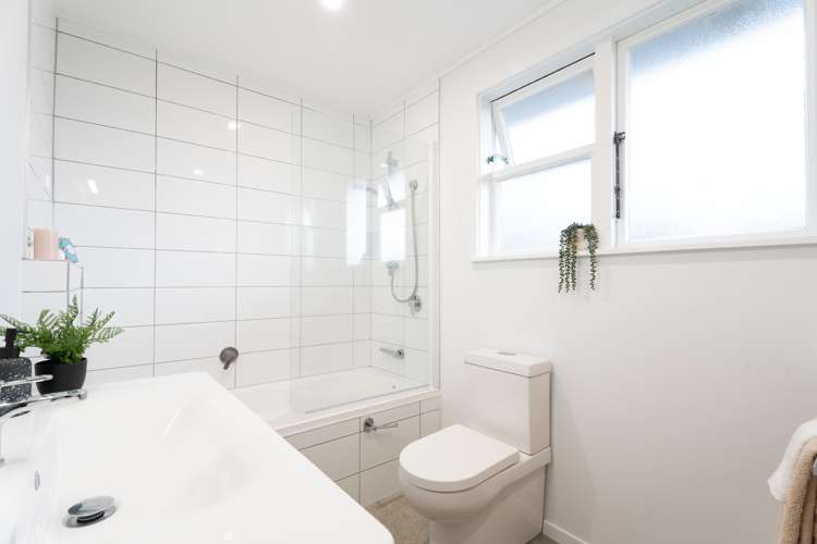 28 Dimock Street Titahi Bay_22