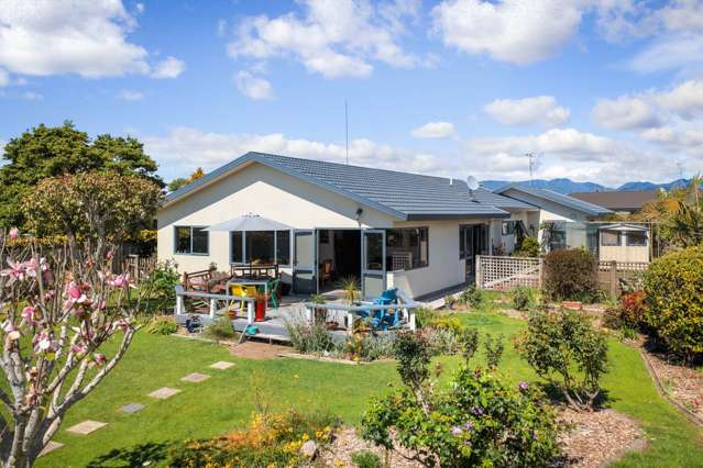 Sun-Drenched Sanctuary by the Estuary Walkway