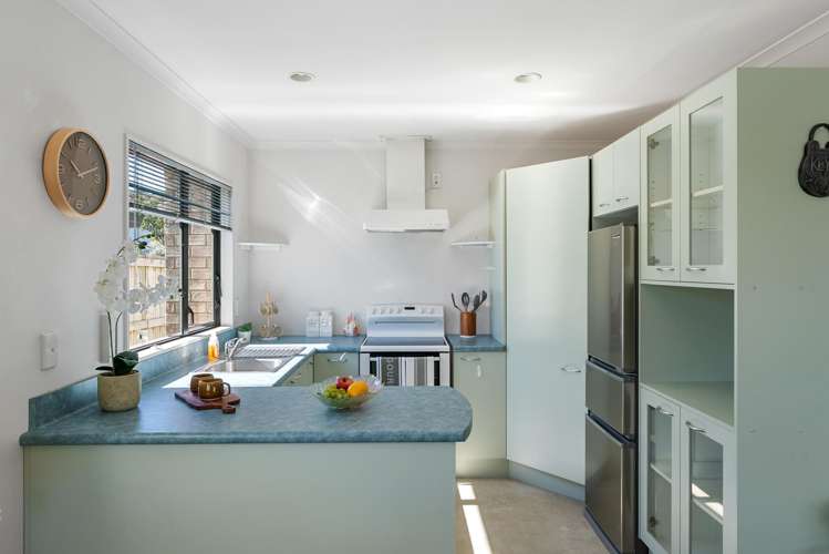 15/42 Main Road Tawa_6