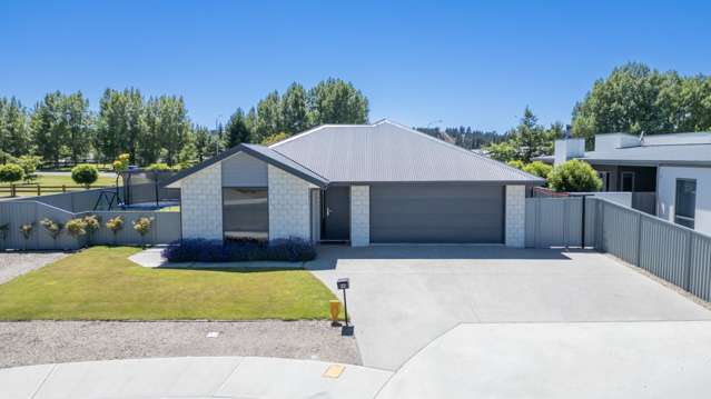 A 180m² modern home that seamlessly blends comfort and style.