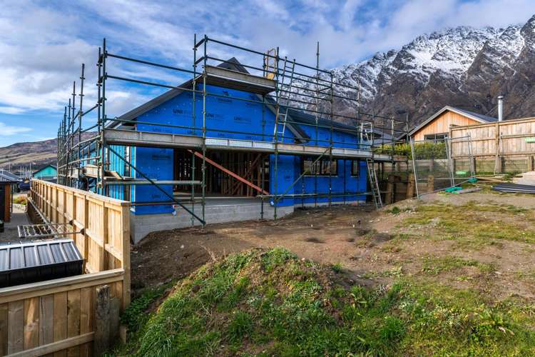 3 Till Street Jacks Point_4