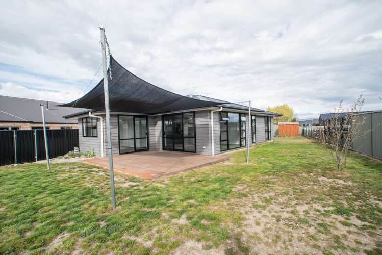 37 Albert Drive Clyde_19