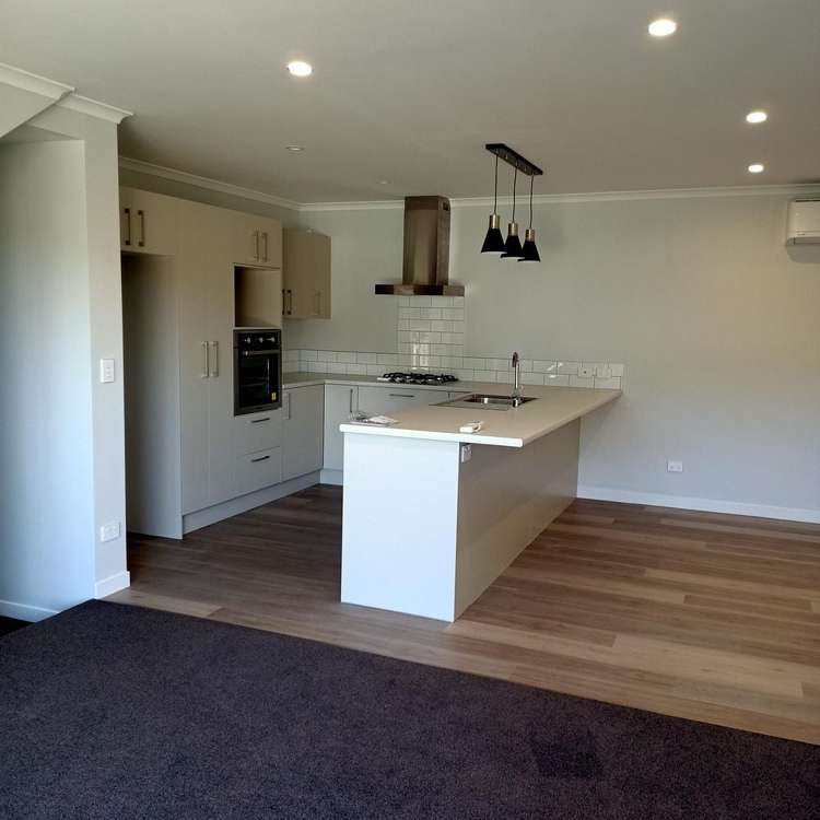 10 Main Road Wainuiomata_5