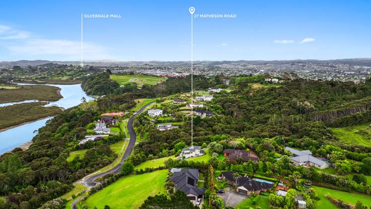 27 Matheson Road Red Beach_19