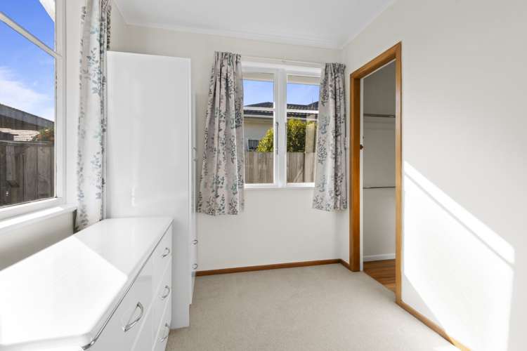 194 Seaview Road Westown_16