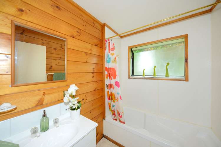 6 Eskdale Place Halswell_12