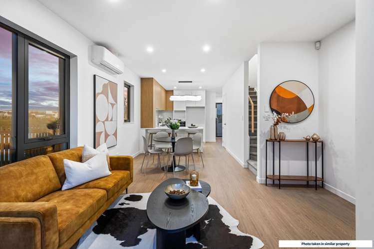 214 Henwood Road_1