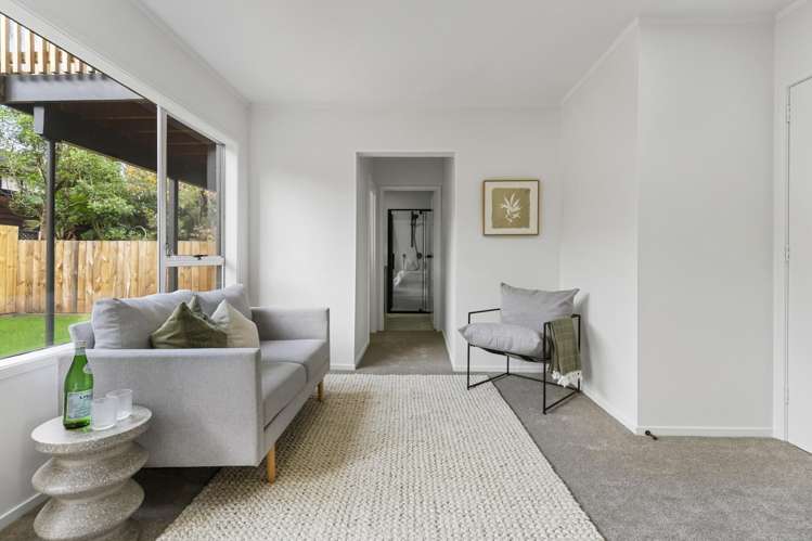2/108 East Coast Road Forrest Hill_6