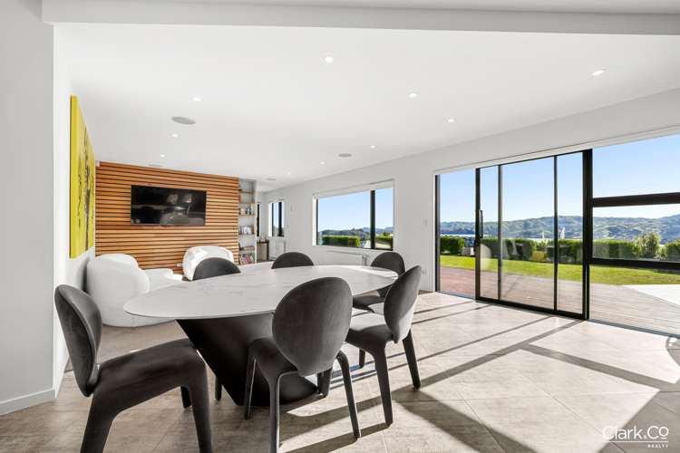 131 Endeavour Drive Whitby_6