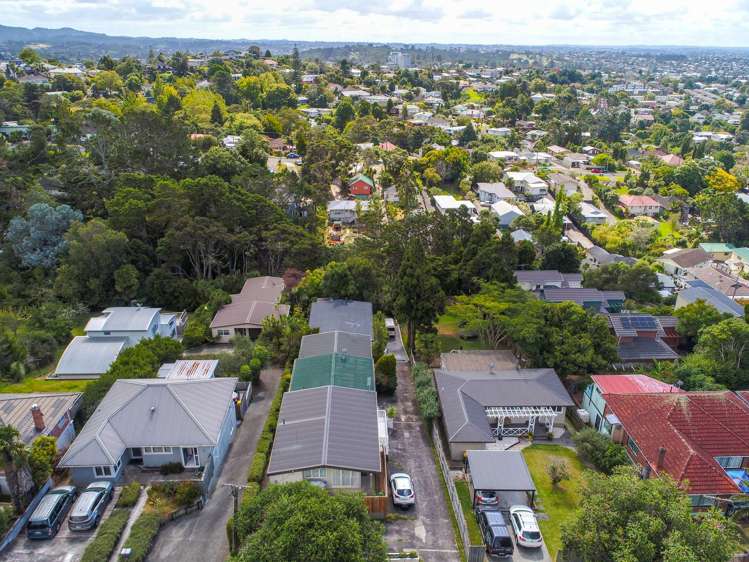 2/199 Titirangi Road Titirangi_12