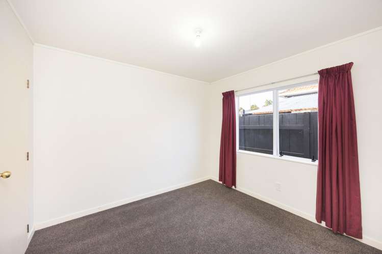 2/38 Hulme Street Roslyn_11