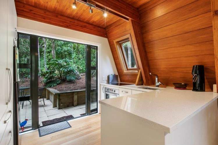 36 Titirangi Beach Road Titirangi_6