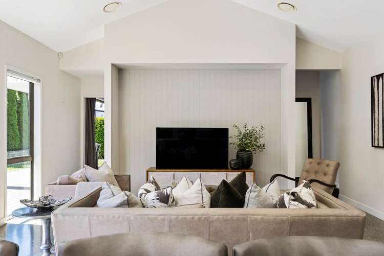 15 Knoll Rise Pukekohe_15