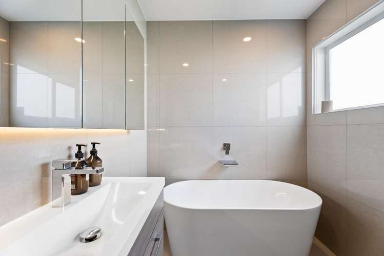 43 Kiwi Road Point Chevalier_14