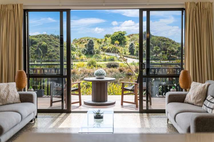 37 Pingao Lane Peka Peka_12