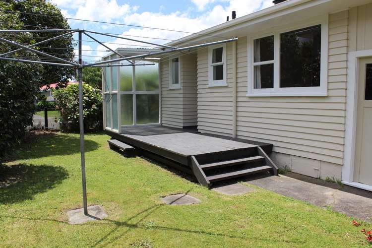 80 Wikiriwhi Crescent Awapuni_14