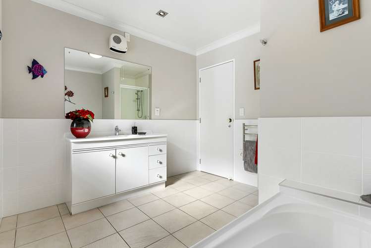 22 Jan Higgins Place Golflands_11