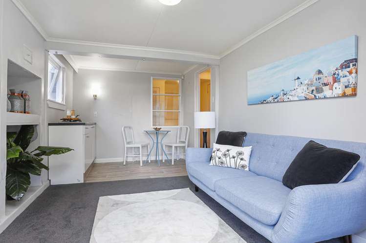 239 Golf Road Titirangi_13