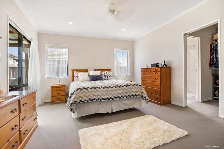 27 Stranraer Crescent Wattle Downs_16
