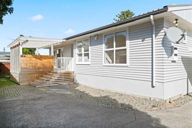2/243 Lake Road_3
