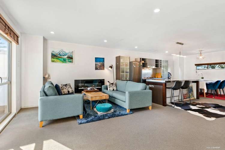 1/21 Hunters Park Drive Three Kings_2