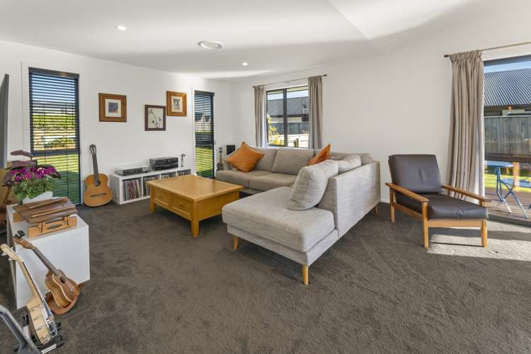 8 Huntaway Close Stoke_3