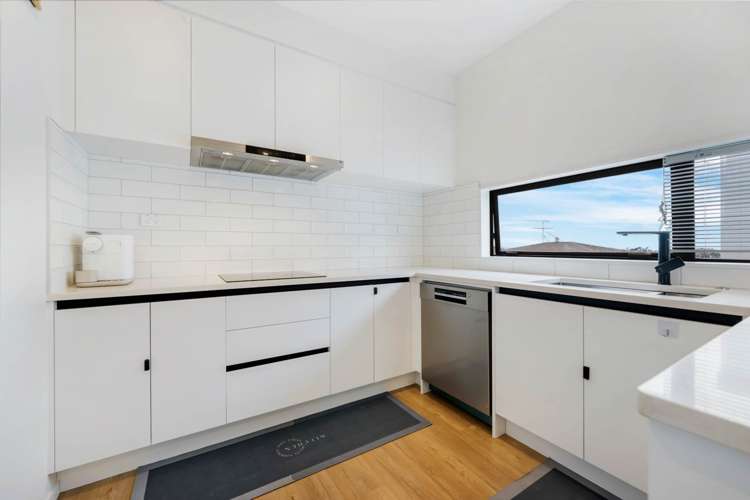 4/258 Lake Road Takapuna_4